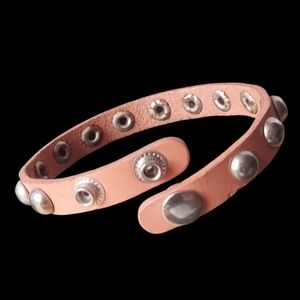 B905 Pink Leather Silver Studded Snap Closure Bracelet